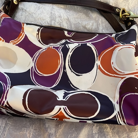 Coach Ashley scarf print hobo convertible purse - Picture 4 of 9